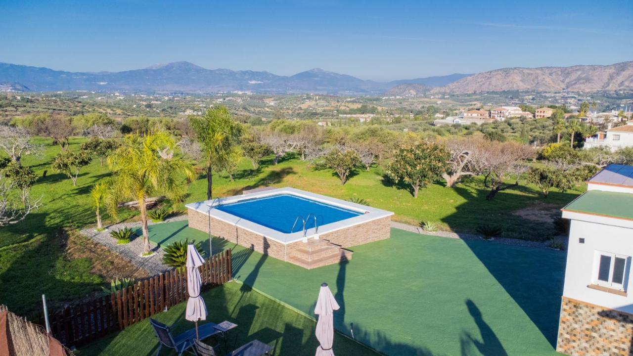 Cubo'S Finca La Higuera Алаурін-де-ла-Торре Екстер'єр фото