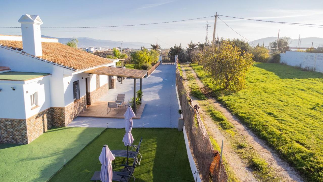 Cubo'S Finca La Higuera Алаурін-де-ла-Торре Екстер'єр фото